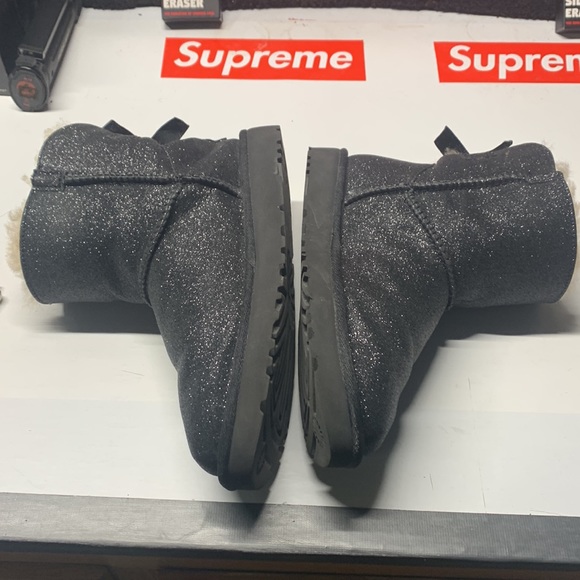 UGG Black glitter mid size bailie bow boots - Picture 3 of 7